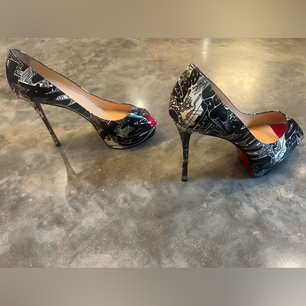 Authentic Christian Louboutin graffiti peep toe platform heels - Picture 6 of 9